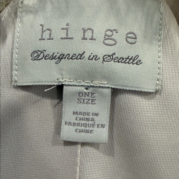 Hinge Women’s Classy Contemporary Versatile Faux Fur Sherpa Vest in Cream OSFM - Picture 7 of 12